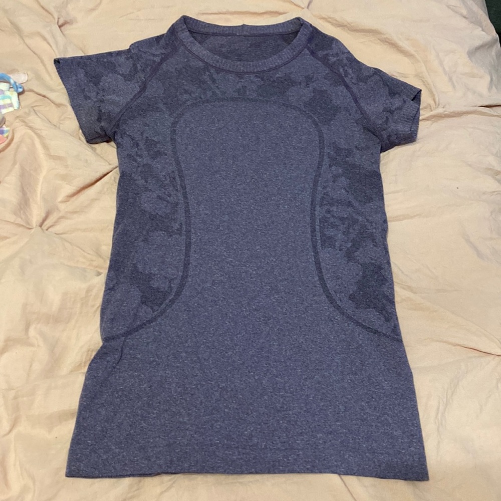 Lululemon shirt